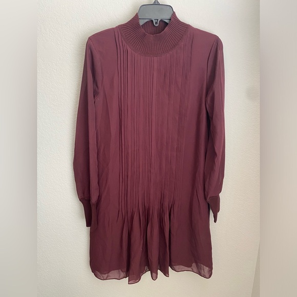 Club Monaco Pintuck Rib Dress - Picture 2 of 7